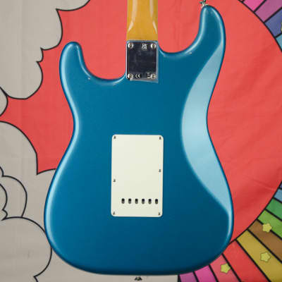 Fender VINTERA® II '60S STRATOCASTER®Rosewood Fingerboard, Lake Placid Blue image 5
