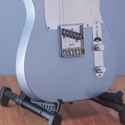 Fender Chrissie Hynde Telecaster Ice Blue Metallic DEMO image 3