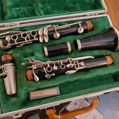Bundy Resonite Vintage Clarinet in Boosey & Hawkes Case image 1