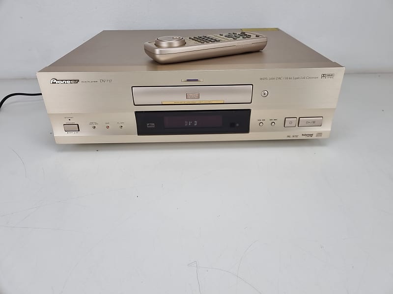 Pioneer DV-717 DVD Player96KHz 24 bit DAC/Hi-Bit - CD player with remote  			