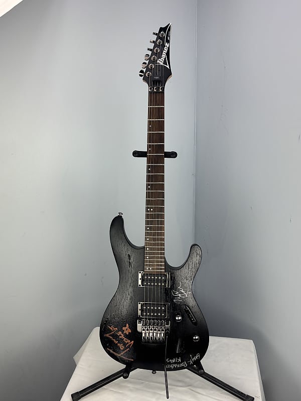 Ibanez S520 Standard | Reverb