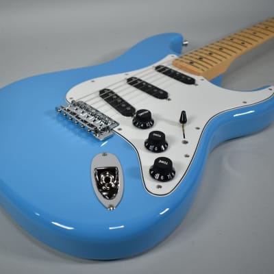 2023 Fender MIJ International Series Stratocaster Maui Blue Electric Guitar w/Bag image 4