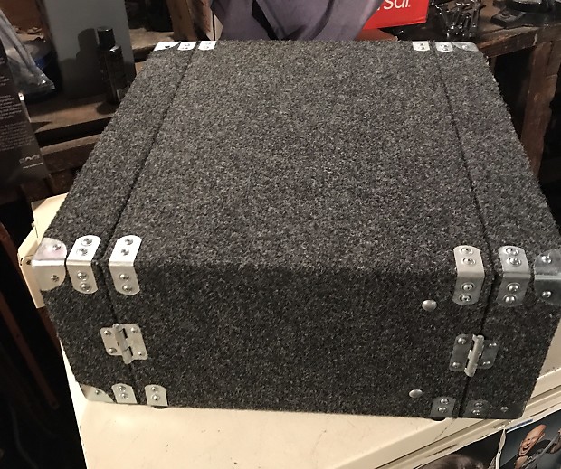 USA Case 4 Space Rack Case 90's* Grey Ozite carpet*Effects Reverb