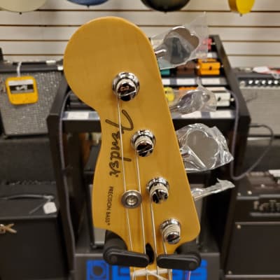 Fender Player Precision Bass Left Handed  Black image 4