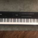 Alesis QS8 64 Voice Expandable Synthesizer 88-Keys Weighted (1996)