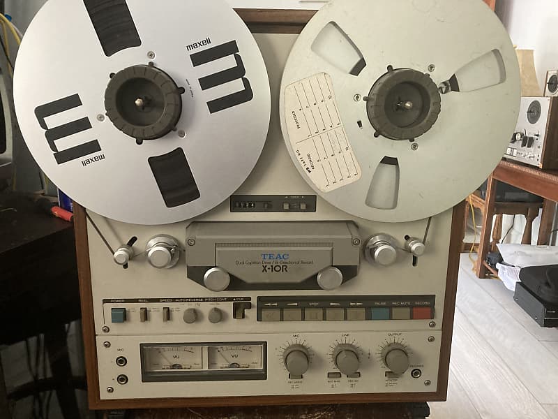 TEAC X-10R 1/4 10.5” 4 Track Reel to Reel Tape Tape Deck Recorder 1980s  Silver