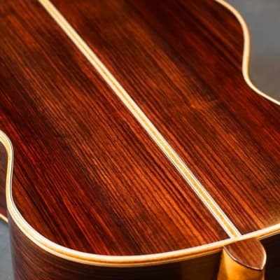VIDEO: CAVATINA, Montanza Classical Guitar Cedar and Indian