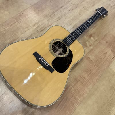 Martin Standard Series D-28 Acoustic Guitar Natural Gloss SN# 2829594 image 7