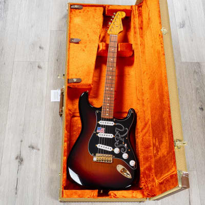 Fender Stevie Ray Vaughan Stratocaster Guitar, Pau Ferro Fingerboard, 3-Color Sunburst image 16