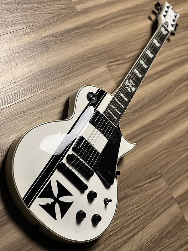 ESP LTD Iron Cross James Hetfield Signature Guitar w ESP LTD Iron Cross James Hetfield Signature Guitar w