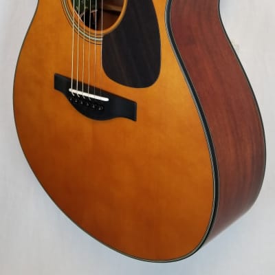 Yamaha FSX5 Red Label Folk Guitar w/Atmosfeel Pickup System & Hardshell Case image 4