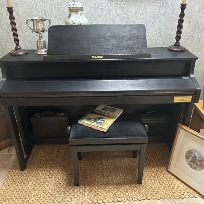 Casio GP-300 Celviano Grand Hybrid 88-Key Digital Piano 2010s - White