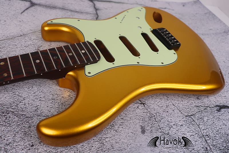 Build your deals own fender stratocaster