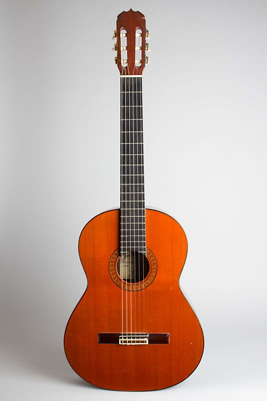 Jose Ramirez Clase 1A Classical Guitar (1976), ser. #9565, molded plastic  hard shell case.