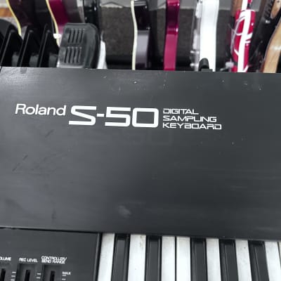 Roland S-50 61-Key Digital Sampling Keyboard 1986 - 1990