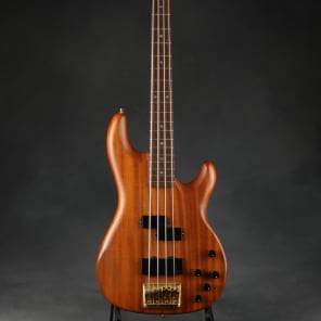 Fender precision bass lyte deluxe new arrivals