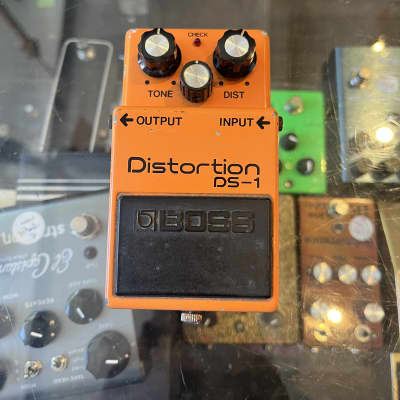 BOSS DS-1 1980年 日本製 ビンテージ 80's Boss DS-1 Distortion Guitar Effect Pedal - Made In