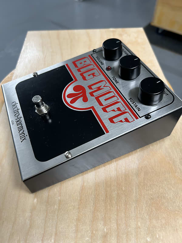 Electro-Harmonix Big Muff Pi