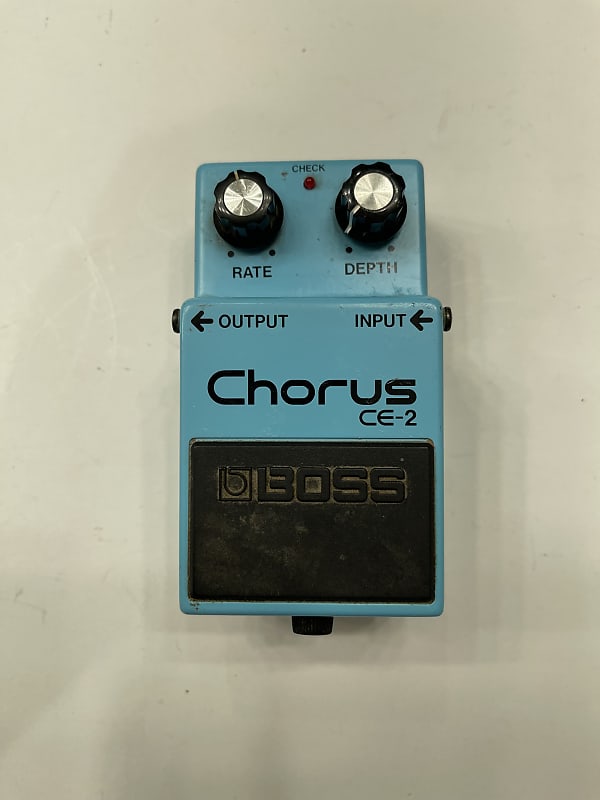 Boss CE-2