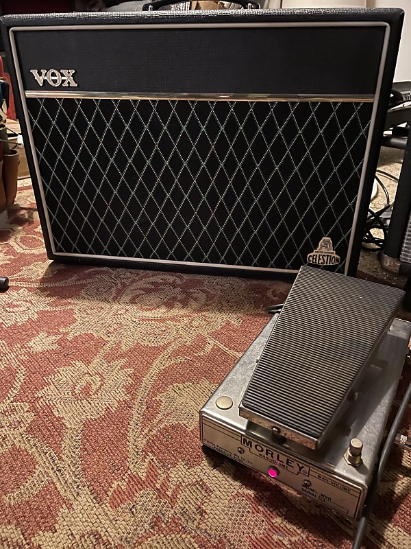 Vox Cambridge 30 Reverb Twin Model V9320 30-Watt 2x10 Guitar Combo