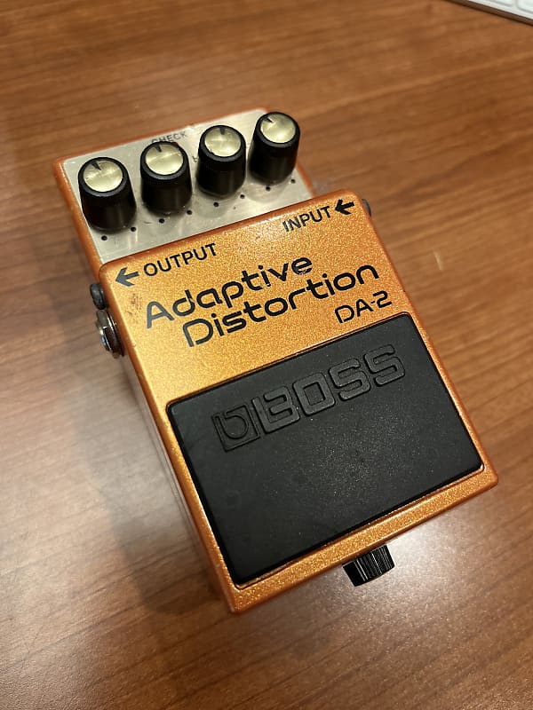 Boss DA-2 Adaptive Distortion