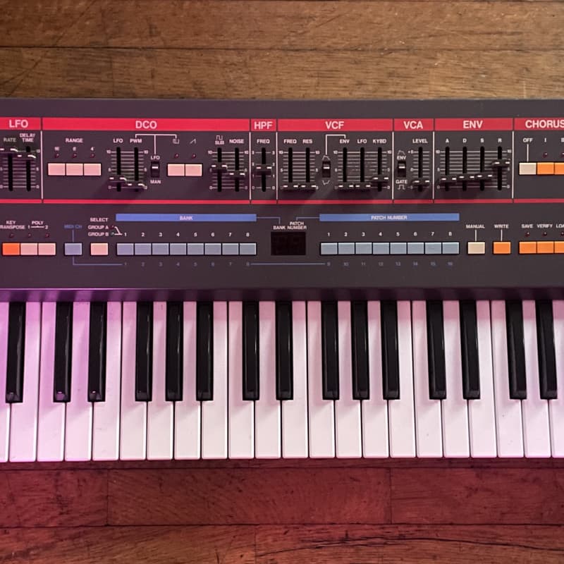 Roland Juno-106 61-Key Programmable Polyphonic Synthesizer (Japanese Model)  + Hard Case | Reverb