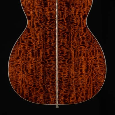 Bourgeois OMC Soloist Custom Aged Tone Adirondack Spruce and Figured Mahogany with Bevel NEW image 5