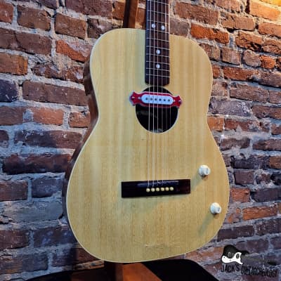 Julio Guiletti Italian Rubber Bridge Guitar w/ GB (1960s - Natural Finish - Baritone Tuning) image 3