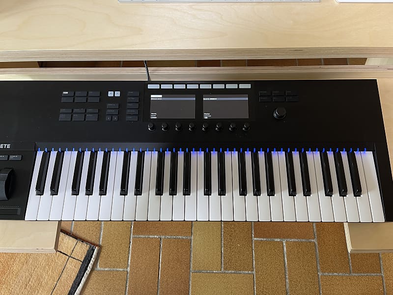 Native Instruments Komplete Kontrol S49 Mk2 | Reverb Deutschland