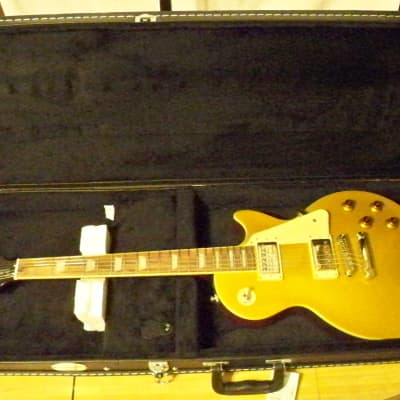 Epiphone Les Paul Standard 2019 Gold with Hard Case image 10