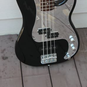 2004 Fender Squier Precision Mirror Pickguard Standard Electric