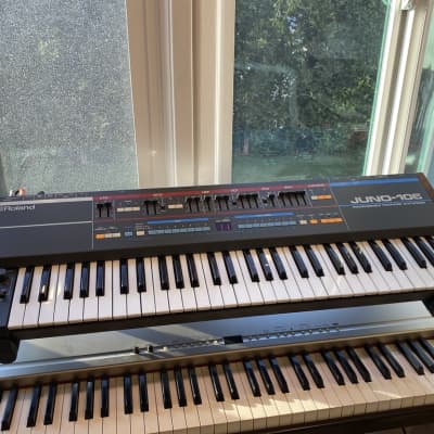 Roland Juno-106 Synthesizer - Full restored with Walnut sides