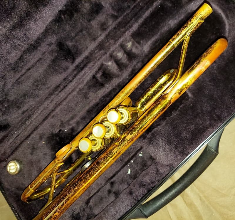 King Cleveland 600 Bb Trumpet Brass with Case, Good Playing King Cleveland 600 Bb Trumpet Brass with Case, Good Playing