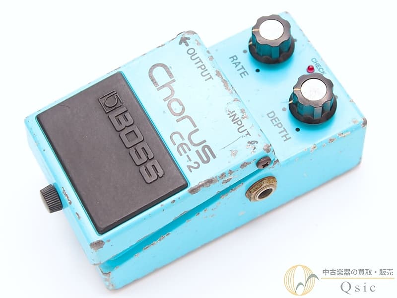 Boss CE-2