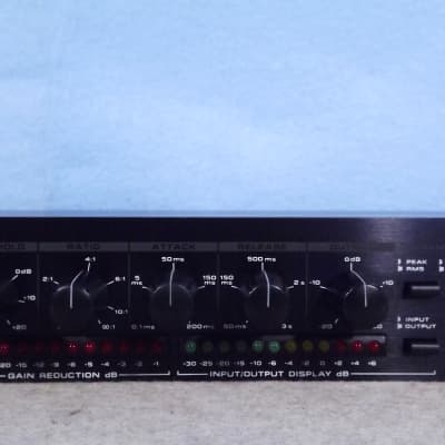 Alesis 3630 Dual-Channel Compressor / Limiter with Gate image 4
