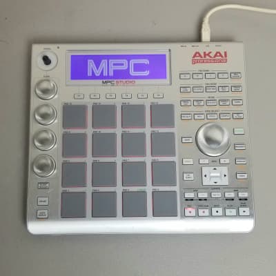 MPC Studio Music Production Controller V1 - Silver image 1