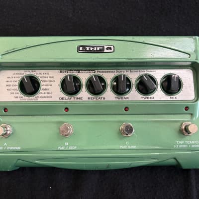 Line 6 DL4 Delay Modeler | Reverb