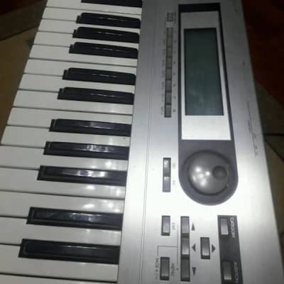 Korg Triton LE 61 w/ Drum Setup
