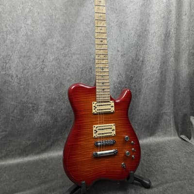 Carvin Holdsworth HF2 2010 - Sunbusrt image 3