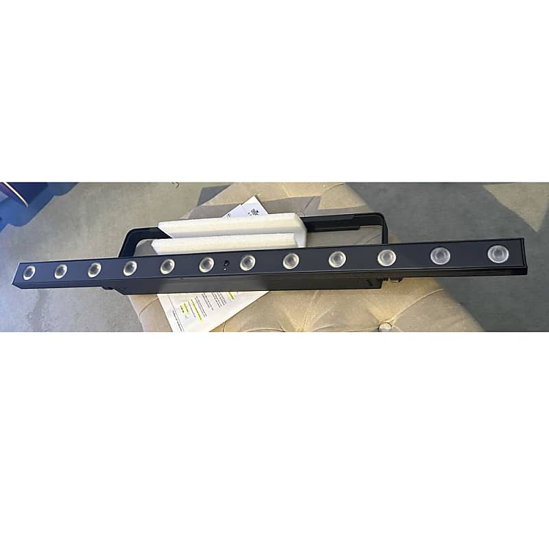 Chauvet COLORband Q3BT FullSize Linear QuadColor (RGBA) Reverb