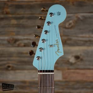 Fender Special Edition '60s Stratocaster Daphne Blue w/Matching Headstock USED (s055) image 6