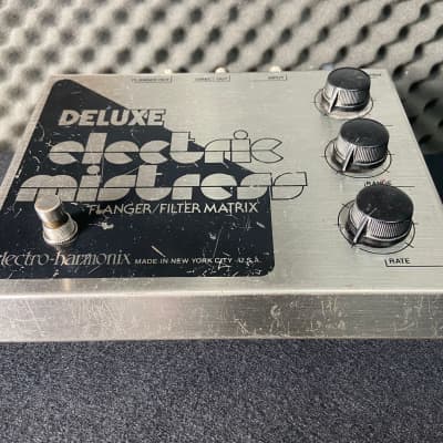 Electro-Harmonix Deluxe Electric Mistress V1 | Reverb