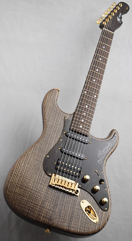 MC7-MV-JINDAI-TAMO-SP22-R-001.jpg