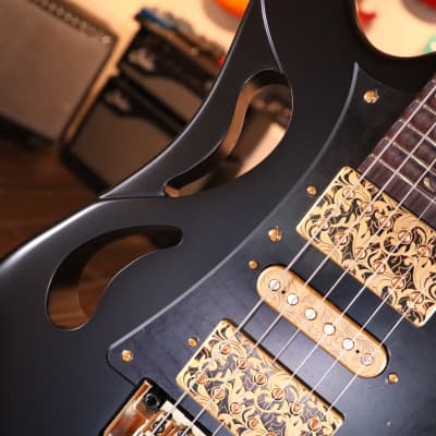 Ibanez Steve Vai Signature PIA3761 Electric Guitar - Onyx Black 5034 image 9