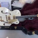 Gretsch G6136T-59 Vintage Select '59 Falcon with Bigsby 2016 - Present - Vintage White