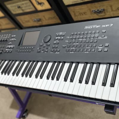 Yamaha Motif XF7 Music Production Synthesizer