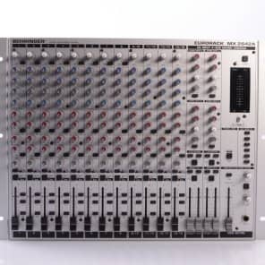 【BEHRINGER】 EURORACK MX2642A ミキサー Behringer Eurorack MX2642A Mixer - Evolution Music