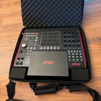 Akai Professional MPC X Standalone Sampler and Sequencer including Case and free small Akai Keyboard image 14