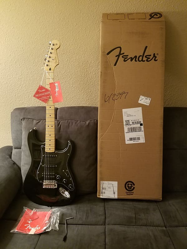 2018 Fender FSR Stratocaster Standard HSS Black MIM Mexican