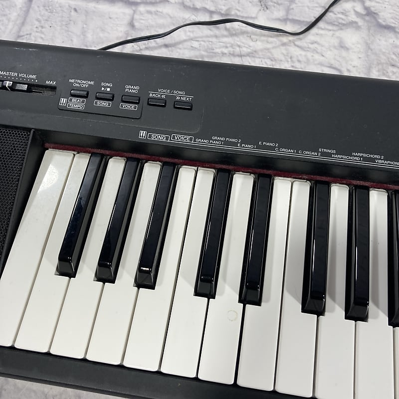 Yamaha Portable Grand NP-30 Keyboard | Reverb Yamaha Portable Grand NP-30 Keyboard | Reverb